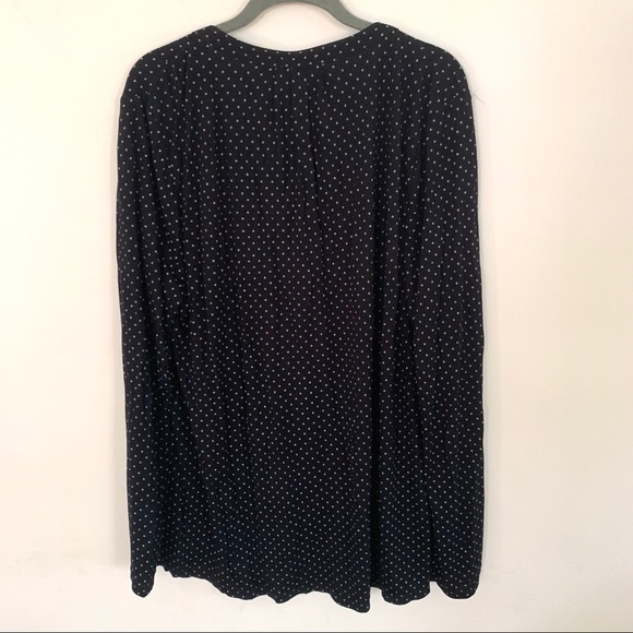 ** Sold ** Old navy long sleeve shirt - Picture 4 of 4